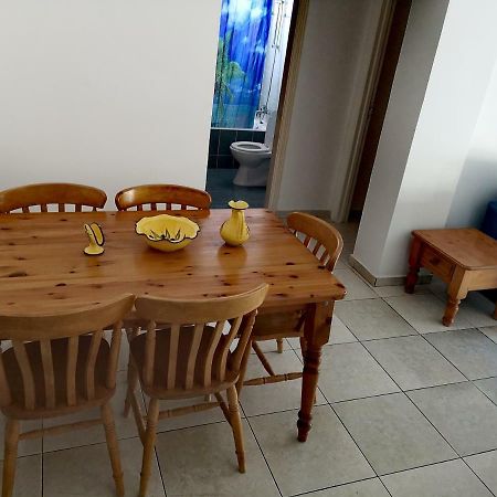 Appartamento Faneromeni Court Paphos Esterno foto