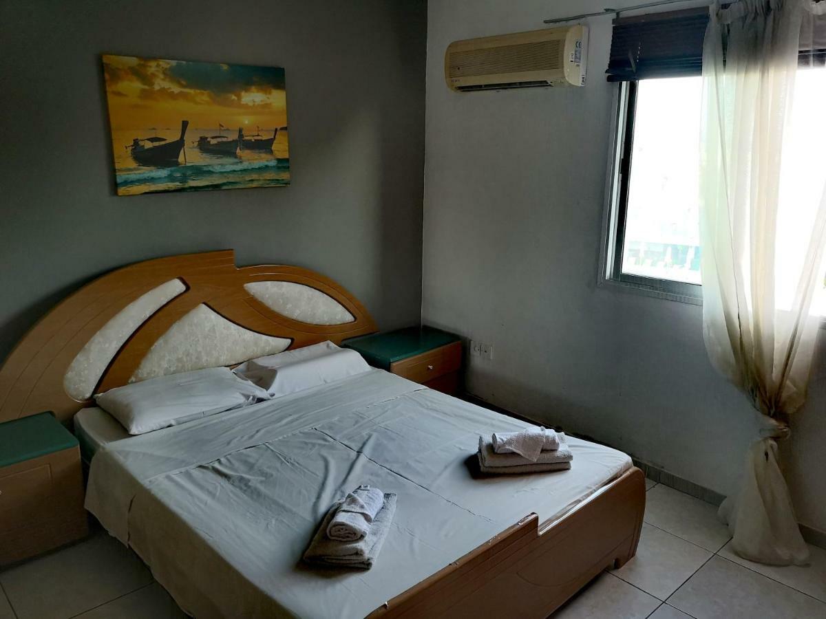 Appartamento Faneromeni Court Paphos Esterno foto