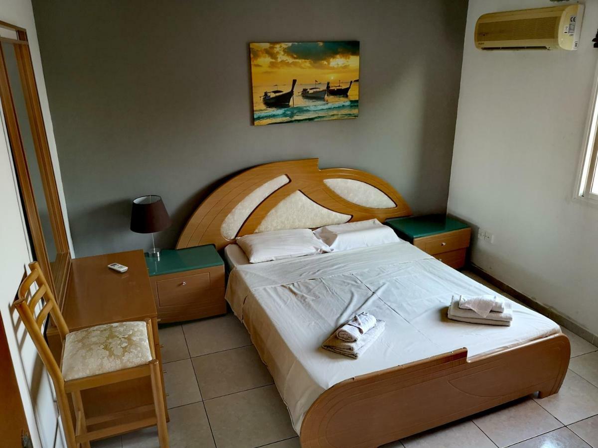 Appartamento Faneromeni Court Paphos Esterno foto