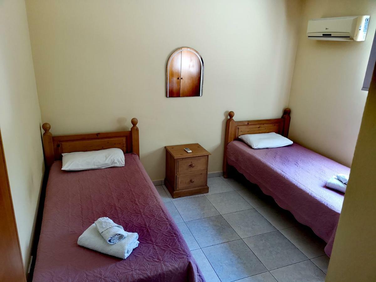 Appartamento Faneromeni Court Paphos Esterno foto