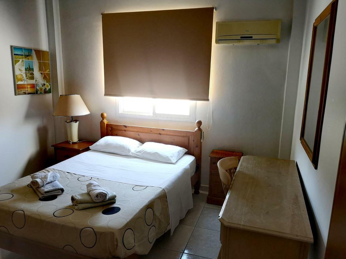 Appartamento Faneromeni Court Paphos Esterno foto